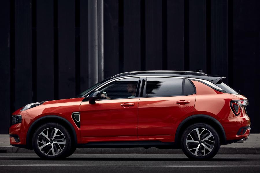  LYNK&Co 01 Jin Pro (CX11) 2017 года  (фото 15 из 18)